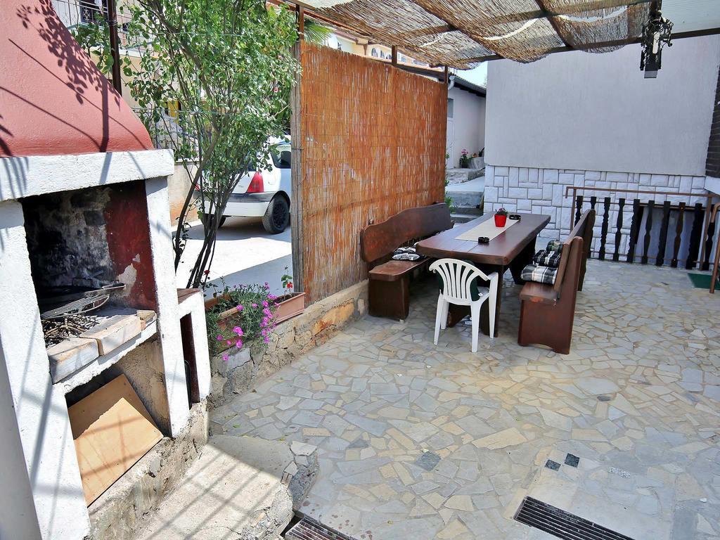 Apartments Suki โรวีน ห้อง รูปภาพ