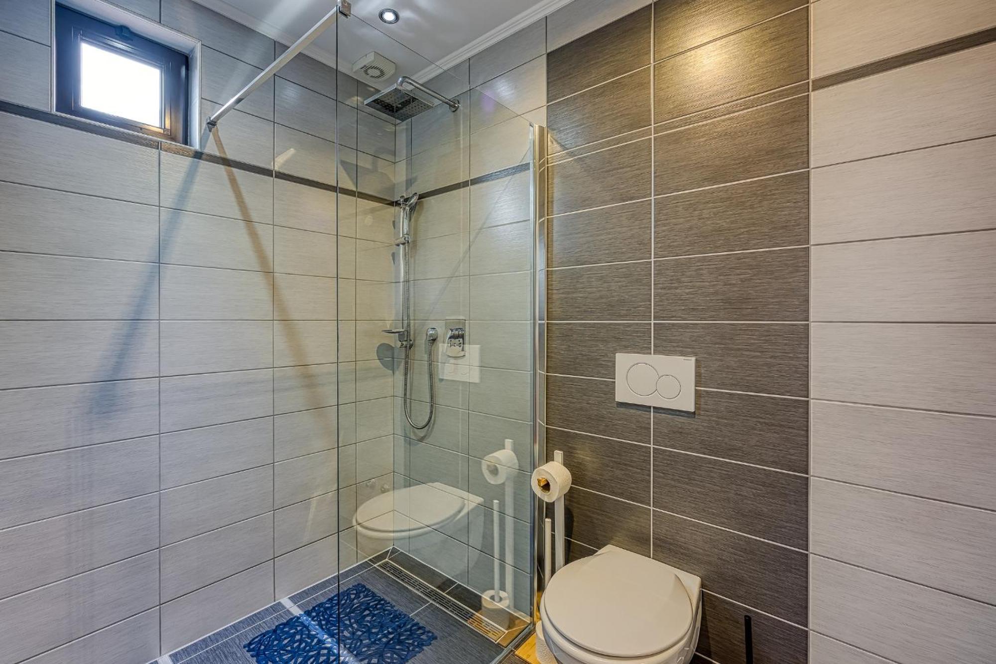 Apartments Suki โรวีน ภายนอก รูปภาพ